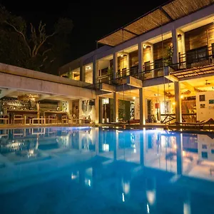 Hotel Makaaba Eco-boutique